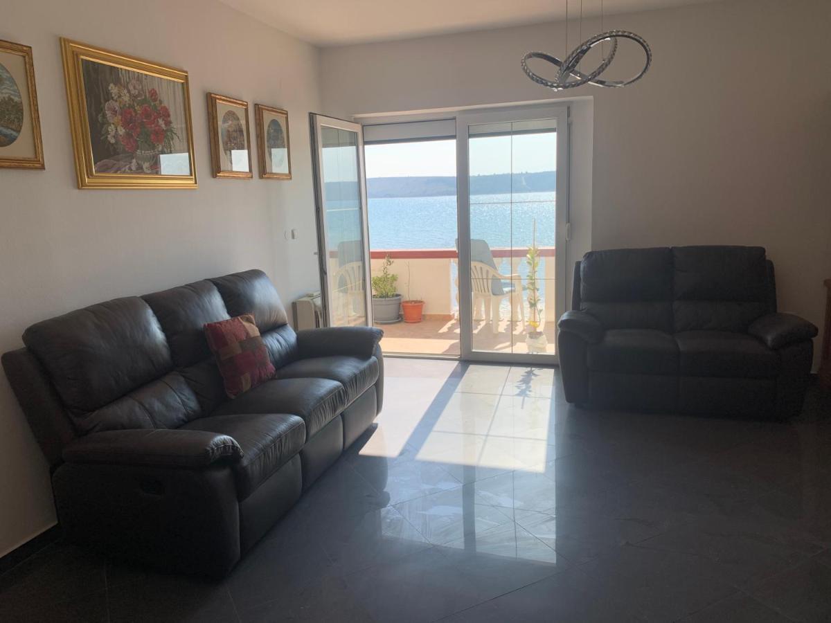 Apartment For 4-6 Persons Second Floor Любач Екстер'єр фото